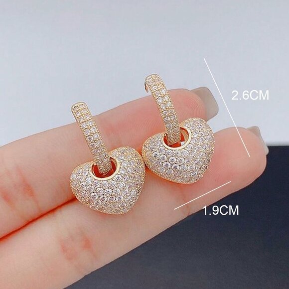 Yellow Gold elegant Women's Cubic Zirconia Heart Drop Earrings - Picture 4 of 4